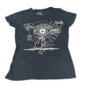 Black mirror graphic tee size large.